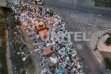 Cochabamba Toneladas De Basura Est N En Las Calles Tras Ocho D As De