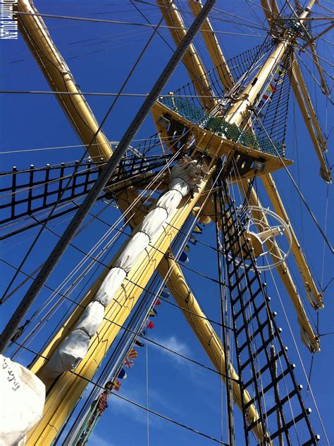 05 #Krusenstern (en russe: Барк « #Крузенштерн ») aujourd’hui 11/06/14 ...