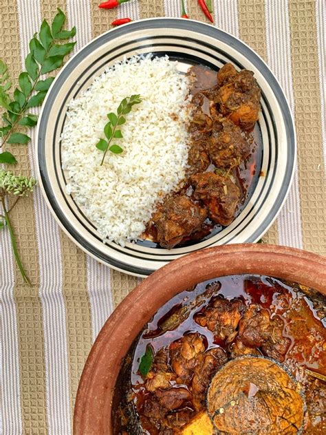 Sri Lankan Chicken Curry Recipe In 2023 Curry Chicken Recipes