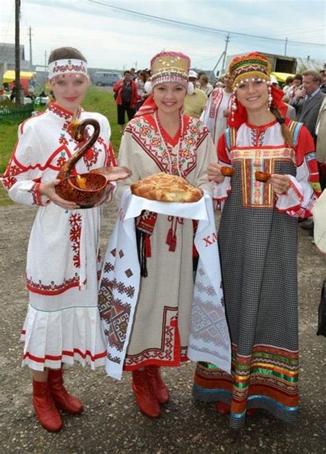 Mordvinler - Mordvinok - Mordvins - Мордва | Folk costume, Folk dresses ...