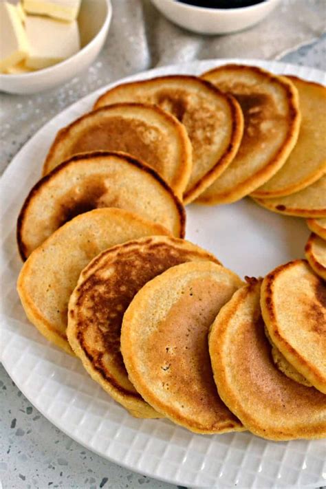 Johnny Cakes Recipe | Small Town Woman