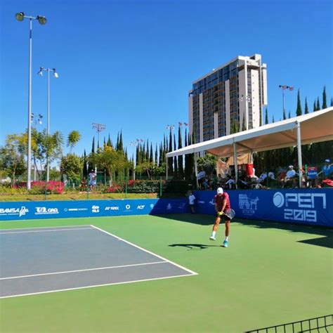 Centro Deportivo La Loma