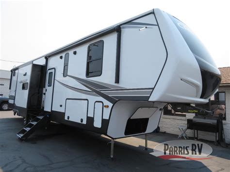 Rvs With Lofts Review 3 Incredible Rvs On Sale Now Parris Rv Blog