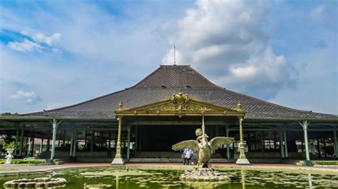 Wisata Sejarah Dan Budaya Menjelajahi Keindahan Pura Mangkunegaran