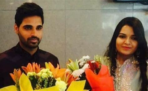Bhuvneshwar Kumar Gets Engaged To Girlfriend Nupur Nagar And A December