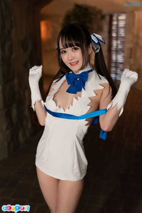 Cosplay With Ria Kurumi Cospuri Ria Kurumi Hestia Porn Pic