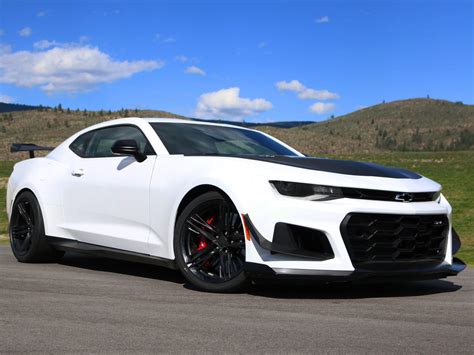 2023 Chevrolet Camaro Zl1 Review Pricing And Specs 49 Off