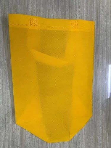 Yellow Loop Handle Non Woven Bag At Rs 4 Piece Bhiwandi Id