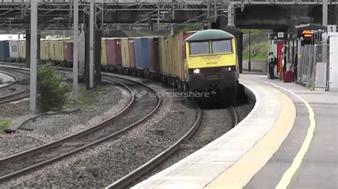 HD Trains At Lichfield Trent Valley 12 4 14 Feat Les Ross With The