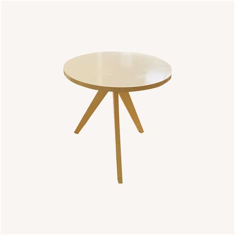 West Elm Tripod Dining Table Aptdeco