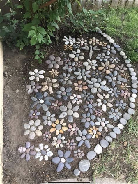 Pin By Tina Helser On Flowers Rocks Garden Projects Garden Art