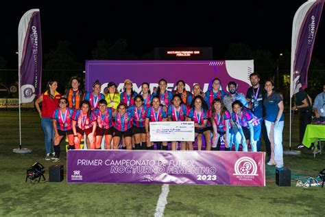 Villa Letelier Campeonas del primer Nocturno Femenino Corporación