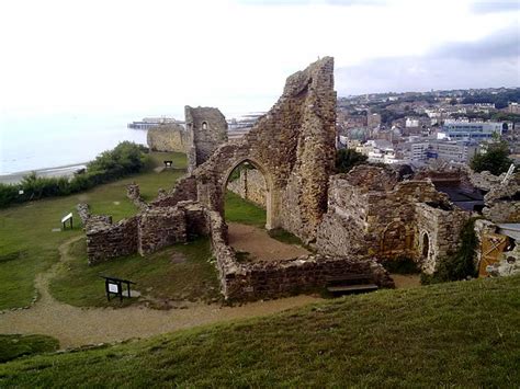 Picture Information: Castle at Hastings in England