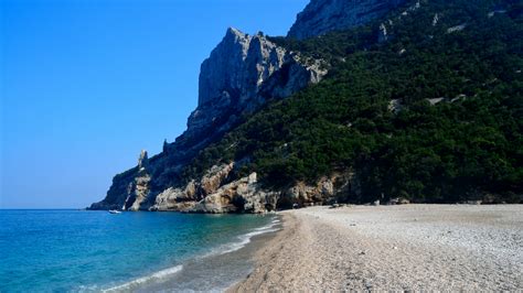 Cala Sisine Foto Come Arrivare E Hotel Nei Dintorni Sardiniabella