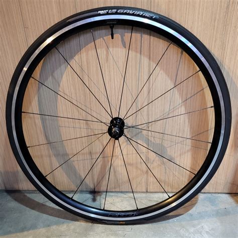 Brand New GIANT PR 2 Wheelset With Giant Gavia AC 1 Tubeless 700x25C