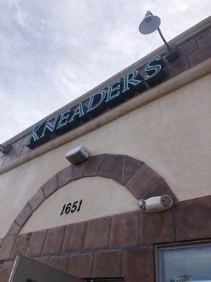 KNEADERS BAKERY & CAFE - 138 Photos & 192 Reviews - 1651 E Castle Dome ...