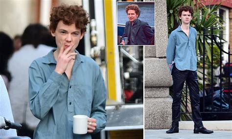 Thomas Brodie Sangster Is The Double Of Malcolm Mclaren As He Films New Sex Pistols Drama