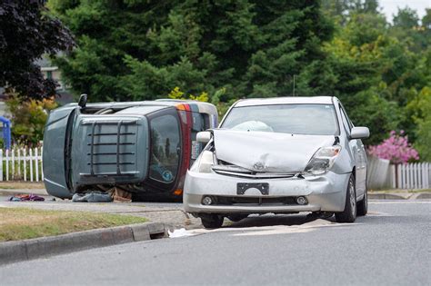 Photo No One Injured In Rollover Wreck On Eighth Street In Port