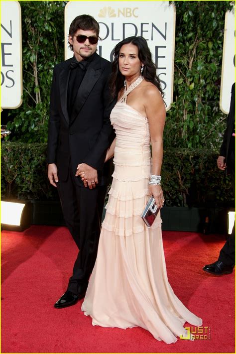 Demi Moore Golden Globes 2009 Photo 1649141 Ashton Kutcher Demi