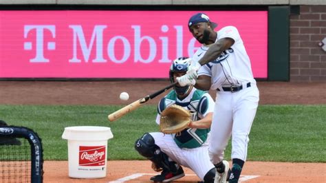 Big Finish Pushes Tampa Bay Rays Slugger Randy Arozarena Into Home Run Derby Finals Yardbarker