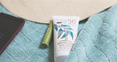 The 8 Best Sunscreens For Eczema Purewow