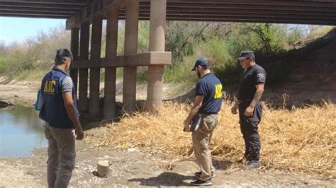 Hallaron restos óseos en el puente del arroyo Los Padres e investigan