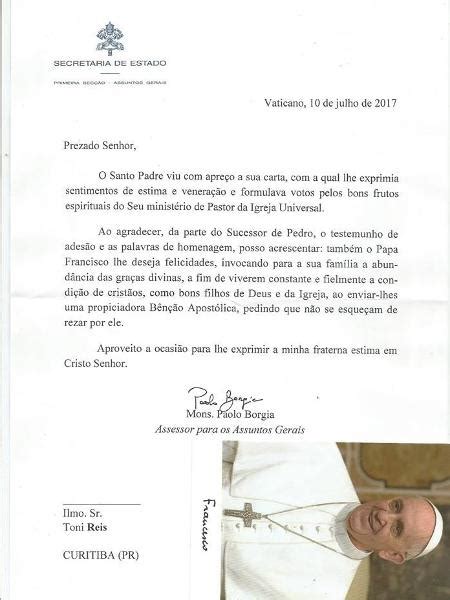 Carta Do Papa Surpreende Casal Gay Que Conseguiu Batizar Filhos