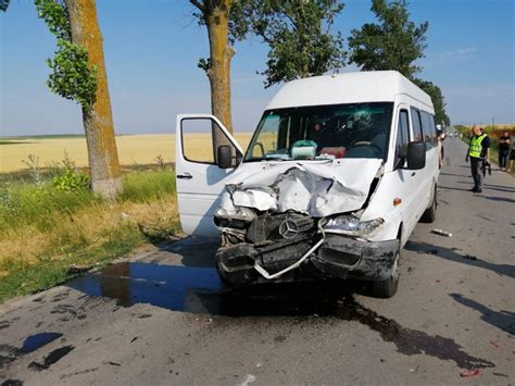 Microbuz cu călători implicat în accident pe ruta Tulcea Agighiol