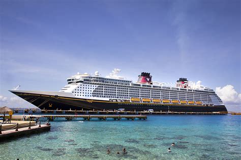 Free Course What To Expect On Your First Disney Cruise