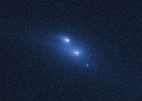 Hubble Telescope sees asteroid mysteriously break in pieces | Science ...