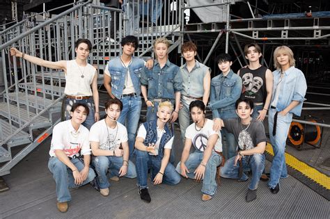 Seventeen At Lollapalooza Berlin Carats Celebrate A Powerful Night Of