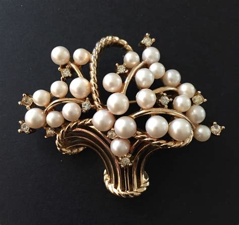 Vintage Trifari Pearl Flower Basket Brooch Collectors Weekly