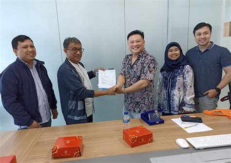 Penandatanganan MoU Fakultas Teknik Universitas Esa Unggul Dengan AI ES