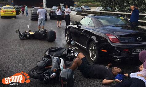 3 Injured After Accident Involving 2 Motorcycles And A Car Outside Cte