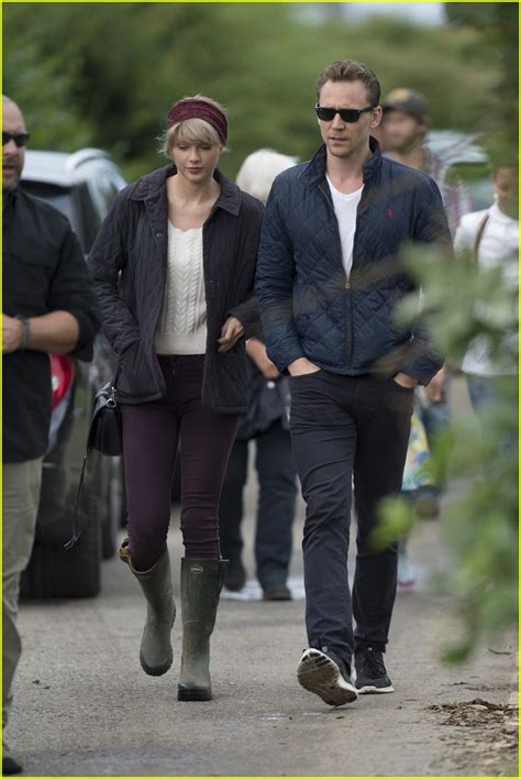 Taylor Swift And Tom Hiddleston Split After Three Months Photo 3750451 Taylor Swift Tom