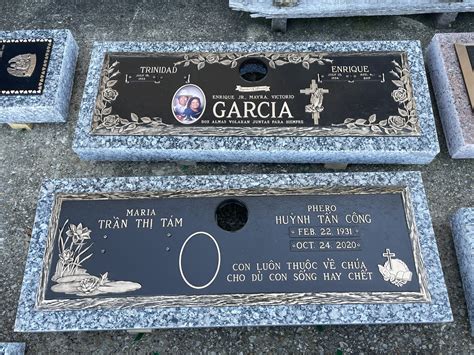 Memorial Markers And Monument Headstone Maker In Houston Texas