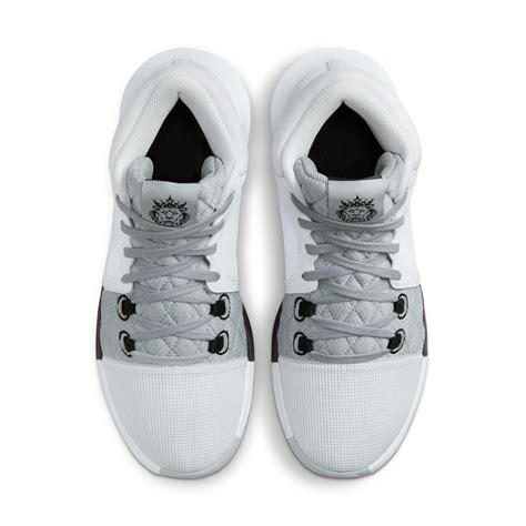 Nike Men's LeBron Witness 8 Basketball Shoes (Large Sizes) – BigShoes