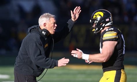 Iowa Football: Hawkeyes chasing rare 11th win vs. Tennessee Volunteers