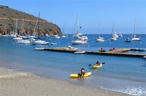 Two Harbors Beach on Isthmus Cove in Avalon, CA - California Beaches