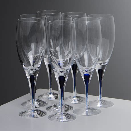 ERIKA LAGERBIELKE Vitvinsglas 8 St Intermezzo Orrefors Glas