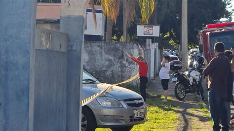 Marginal Tatu Interditada Ap S Jovem Amea Ar Tirar A Pr Pria Vida