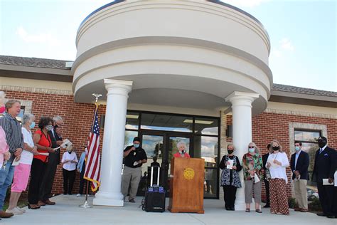 Tarrant Unveils New City Hall