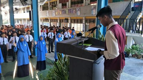 Majlis Pelantikan Pengawas Pusat Sumber Dan Ketua Tingkatan SMK TELOK