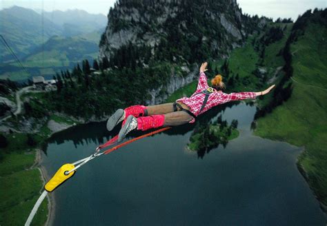 Interview zu Bungee Sprüngen Warum springt jemand freiwillig aus