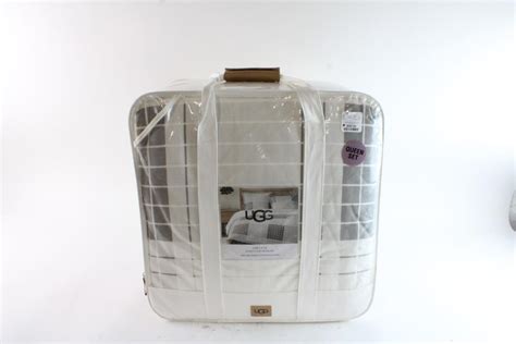Ugg Queen Comforter Set Property Room