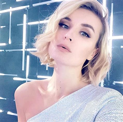 Russian beauty and singer Paulina Gagarina - iMedia