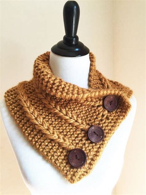 The 3 Braids Knitted Cowl Neck Warmer With Buttons Available In Different Colors Tejidos