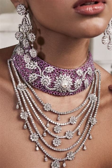 Pin By Charishma Sheth On Diamondsssss In 2024 Neck Pieces Jewelry