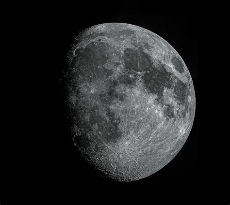 Tre Quarti Di Luna Apod By Astronomia