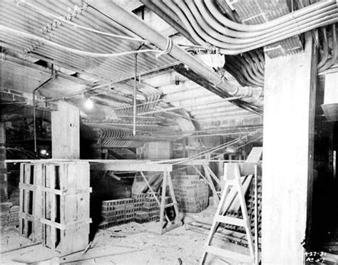 31 Vintage Photos Of The Higbees Department Store Building